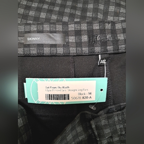 Kut from the Kloth Gray and Black Skinny Pants with Plaid Pattern Size 14L - Picture 9 of 9
